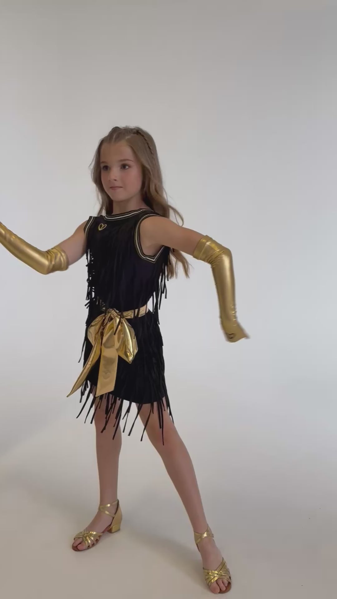 Black dancewear dress for children. 